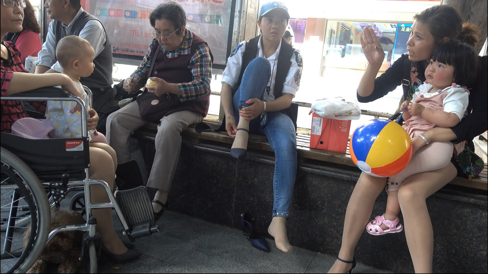 streetsnapnylon[00 00 41][20181205 225141 6]